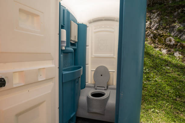 Best Temporary restroom rental  in Hope Valley, RI